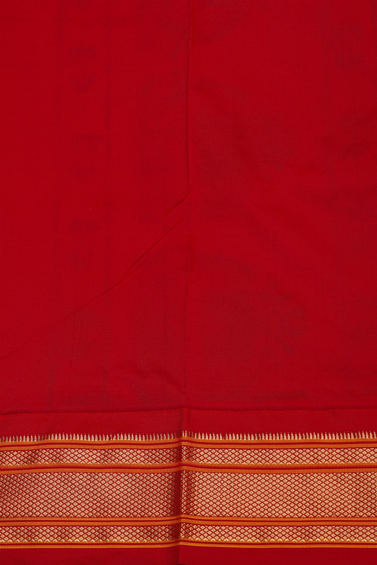Narayanpet Silk Rani Pink Saree With Florals And Buttis Body