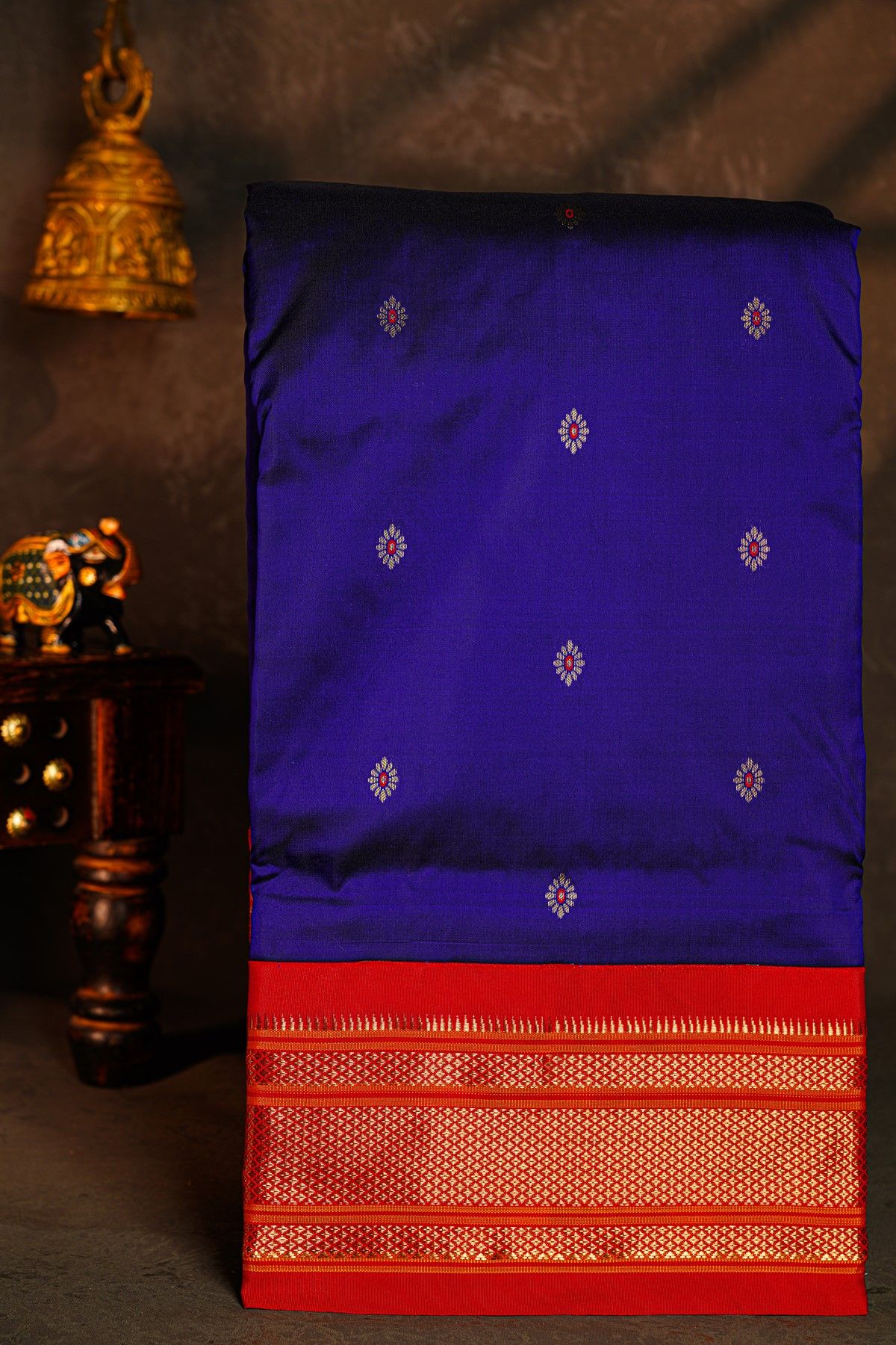 Narayanpet Silk Royal Blue Saree With Florals And Buttis Body