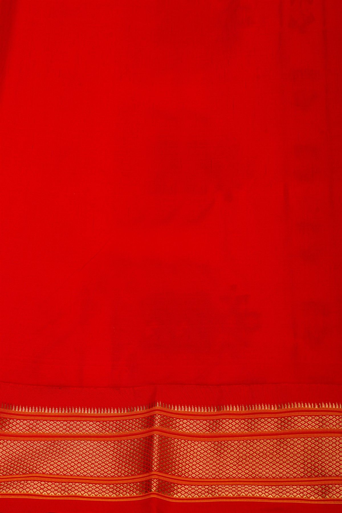 Narayanpet Silk Royal Blue Saree With Florals And Buttis Body