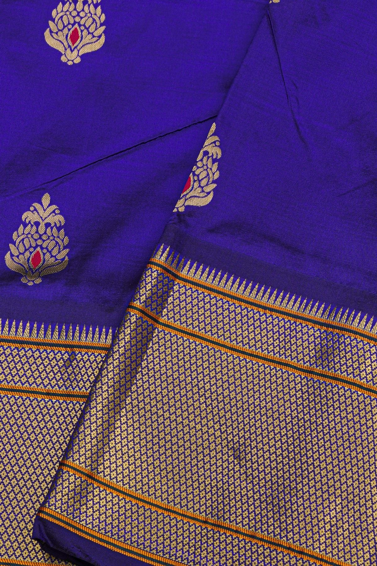 Narayanpet Silk Royal Blue Saree With Diamonds In Zari Border