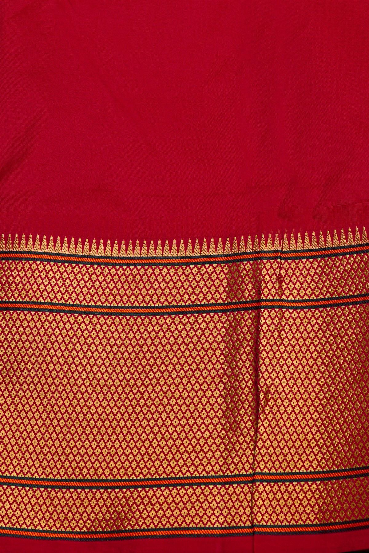 Narayanpet Silk Red Saree With Florals And Buttis Body