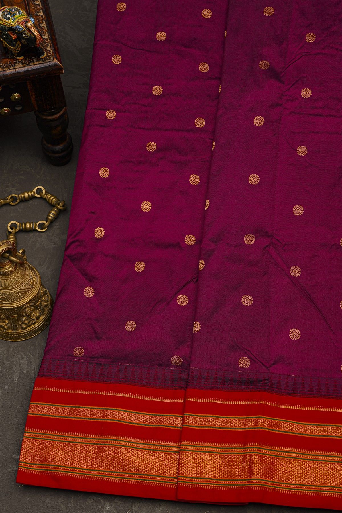 Narayanpet Silk Purple Saree With Buttis In Body