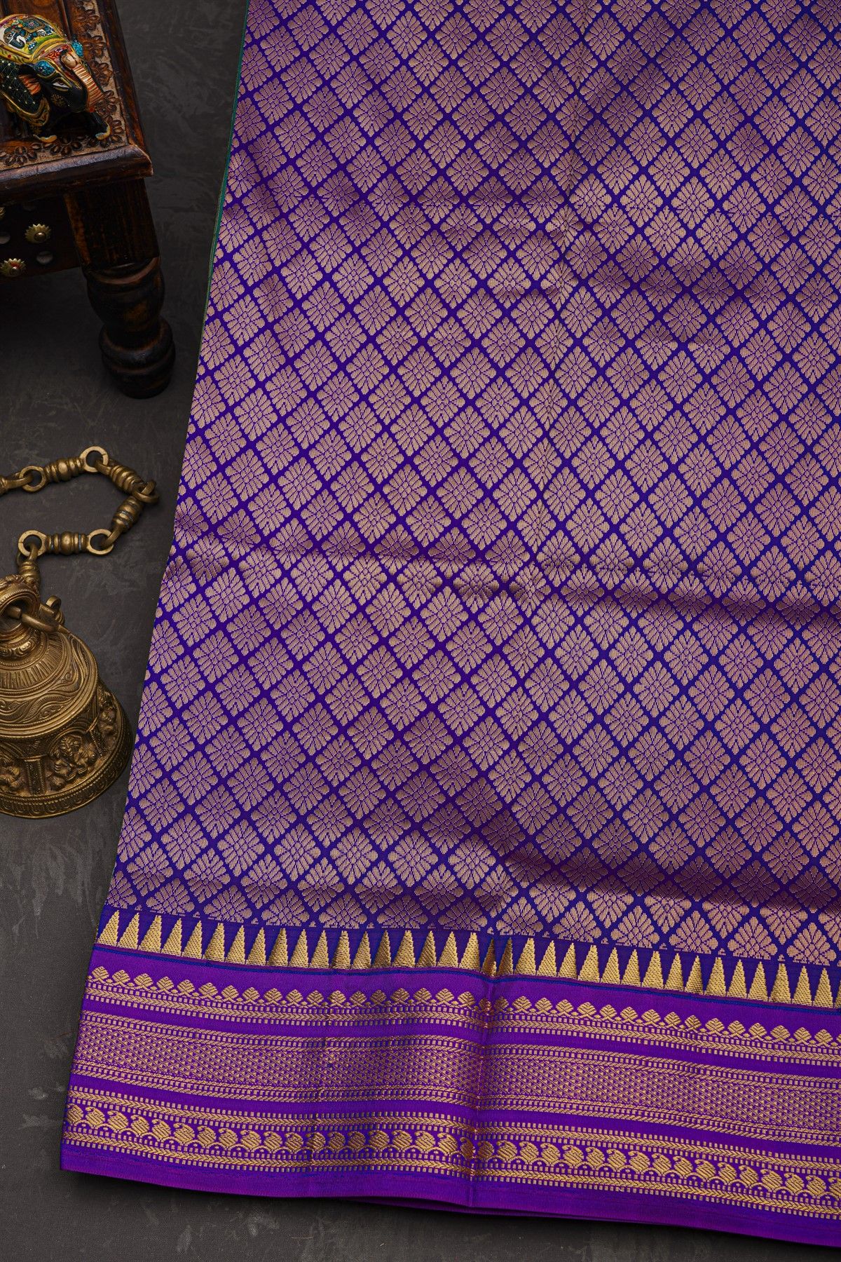 Narayanpet Silk Teal Green Saree With Florals And Buttis In Checks Body