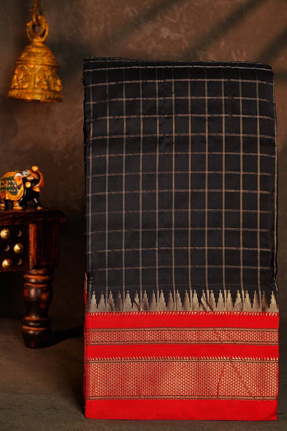 Narayanpet Silk Black Saree With Diamonds In Zari Border