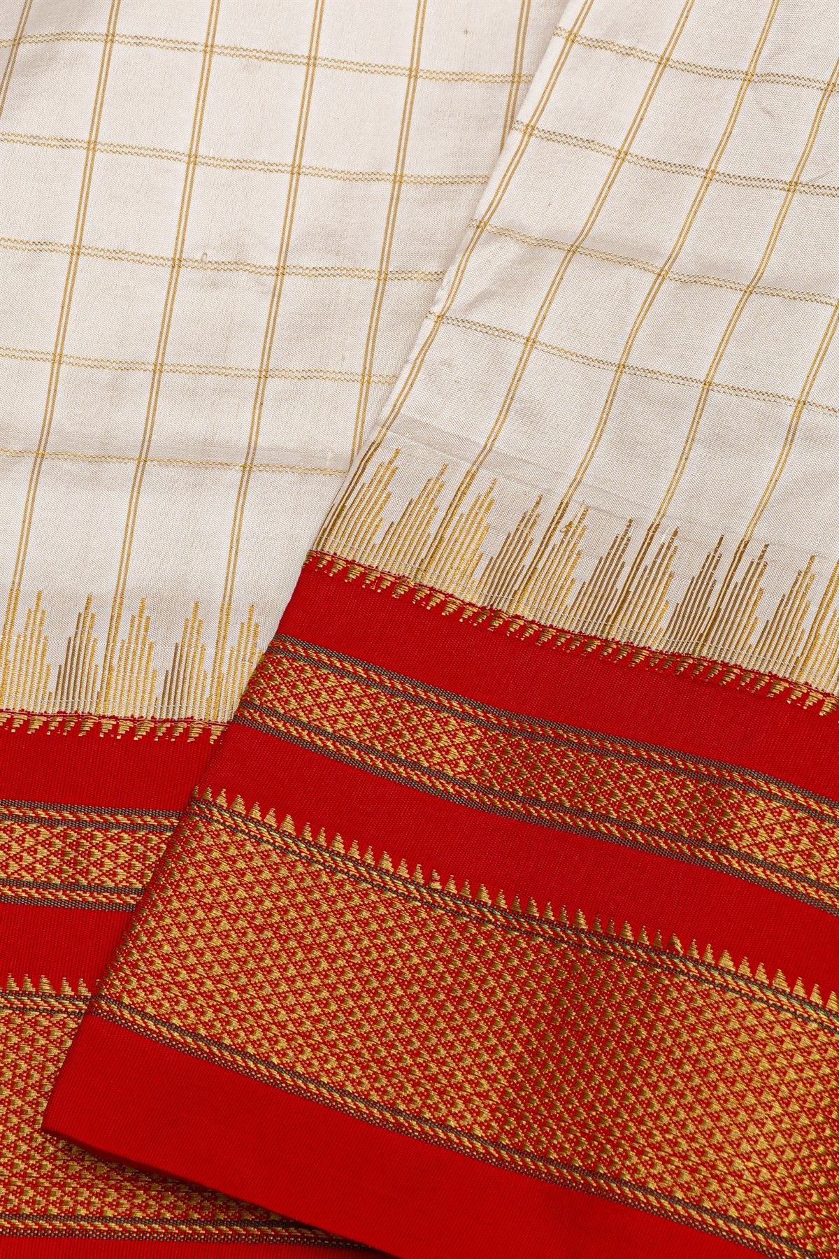 Narayanpet Silk Off White Saree With Diamonds In Zari Border