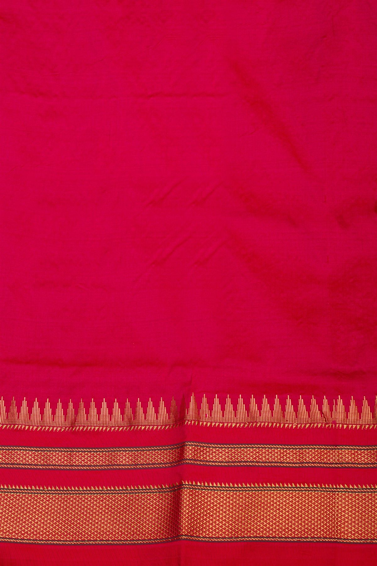 Narayanpet Silk Bottle Green Saree With Diamonds In Zari Border