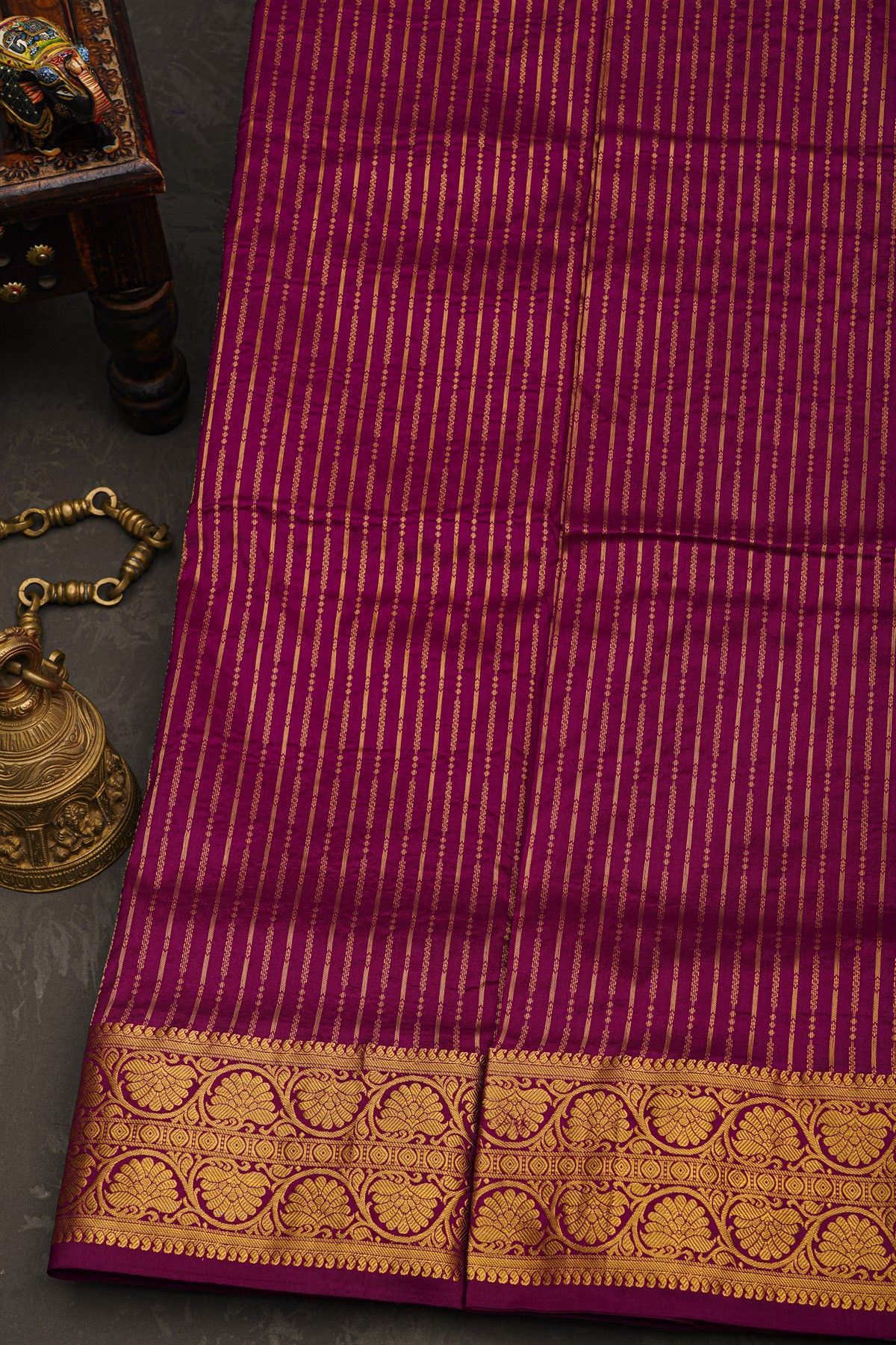 Narayanpet Silk Rani Pink Saree With Florals And Leaves Jaal Border