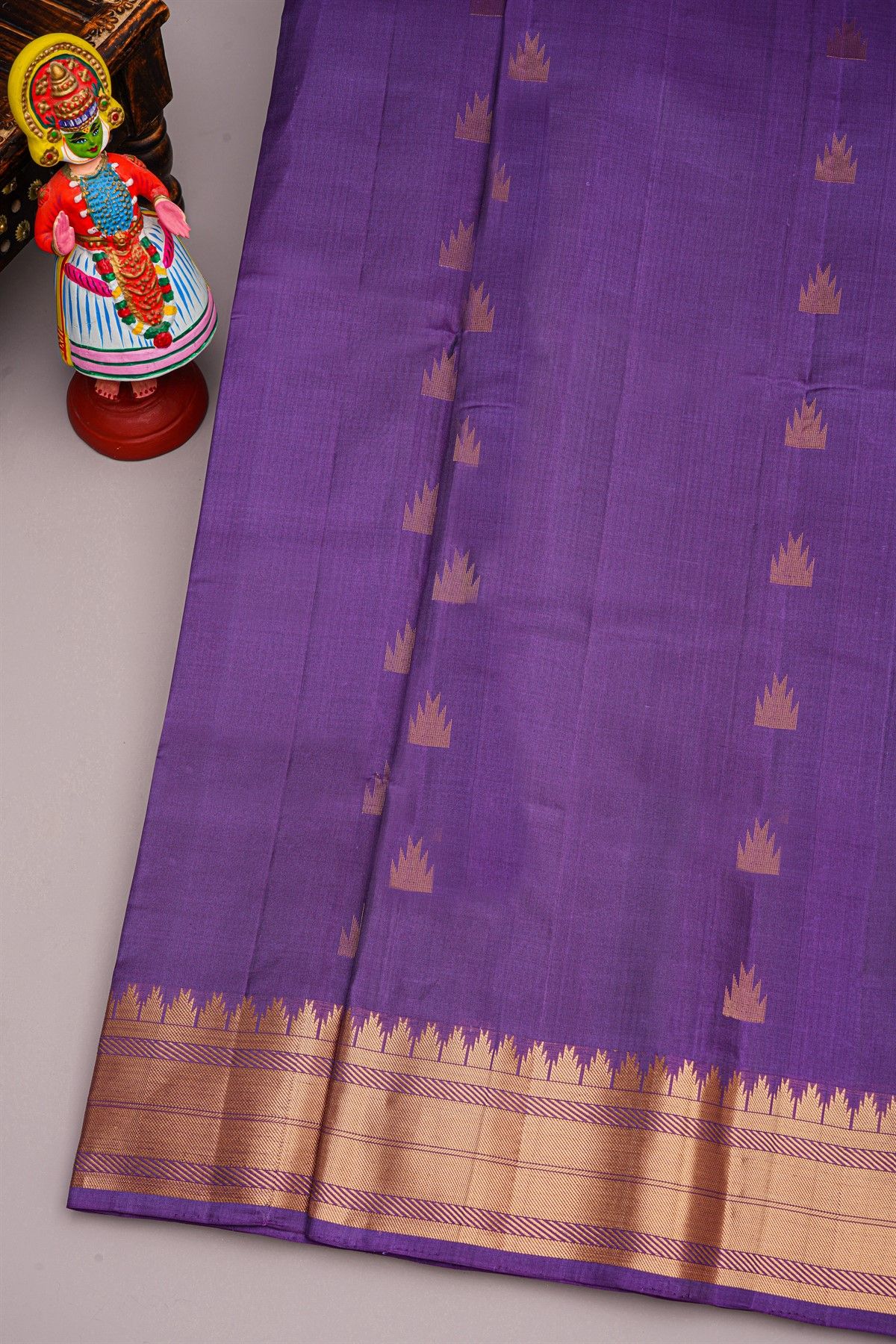 Coimbatore Silk Violet Saree With Temple Buttis Body