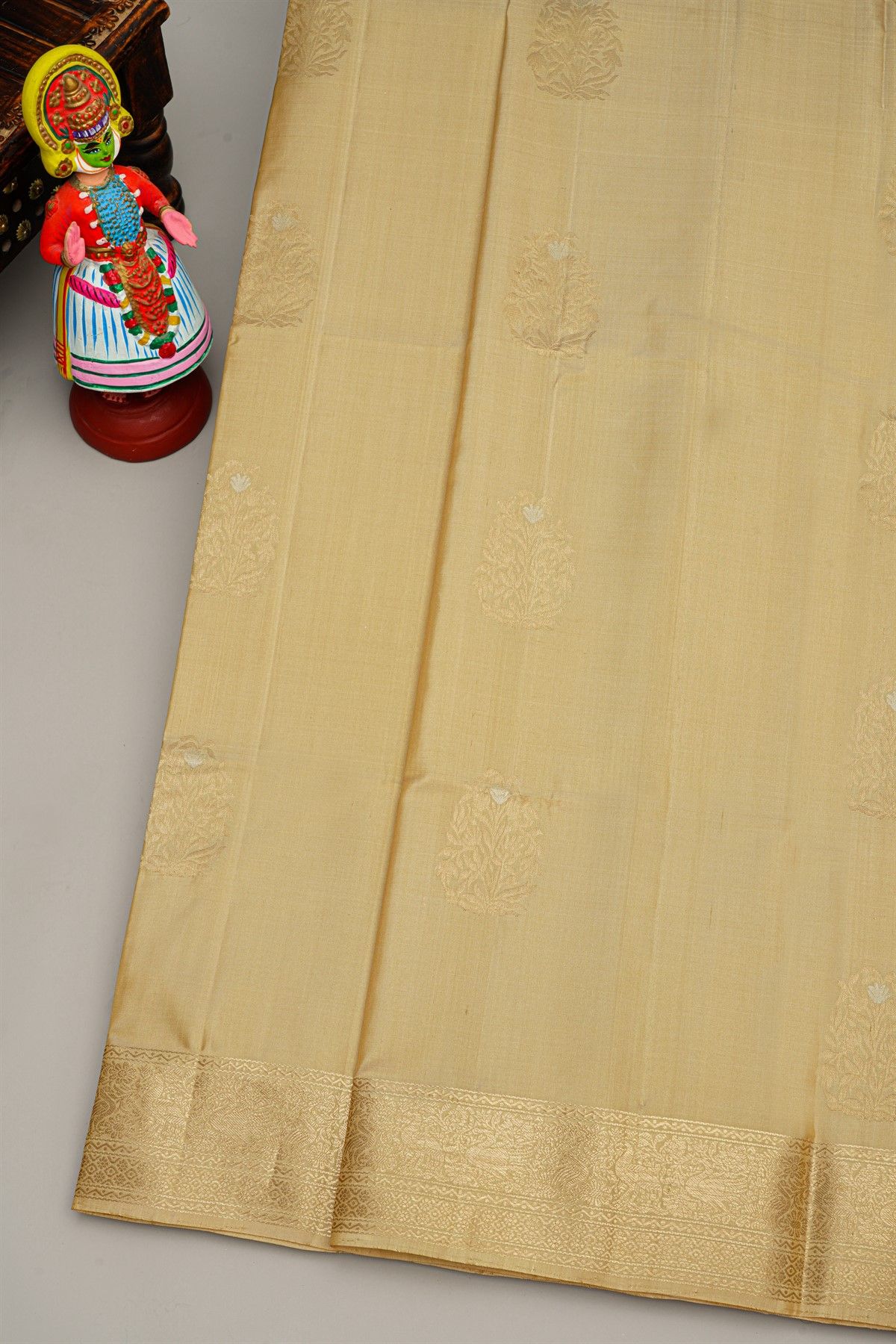 Coimbatore Silk Cream Saree With Florals And Buttis Body