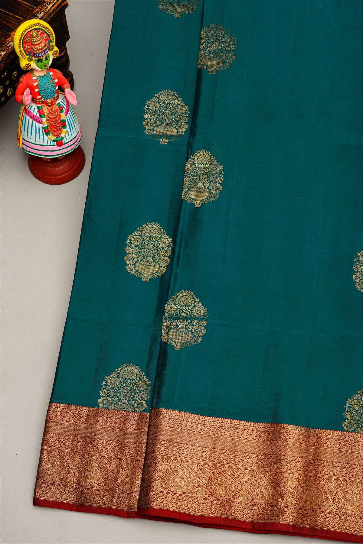 Coimbatore Silk Peacock Blue Saree With Florals And Leaves Border