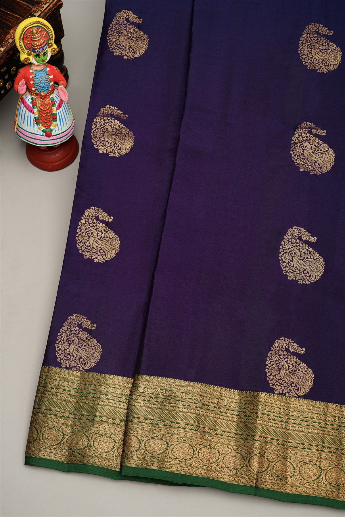 Coimbatore Silk Violet Saree With Paisley Buttis Body