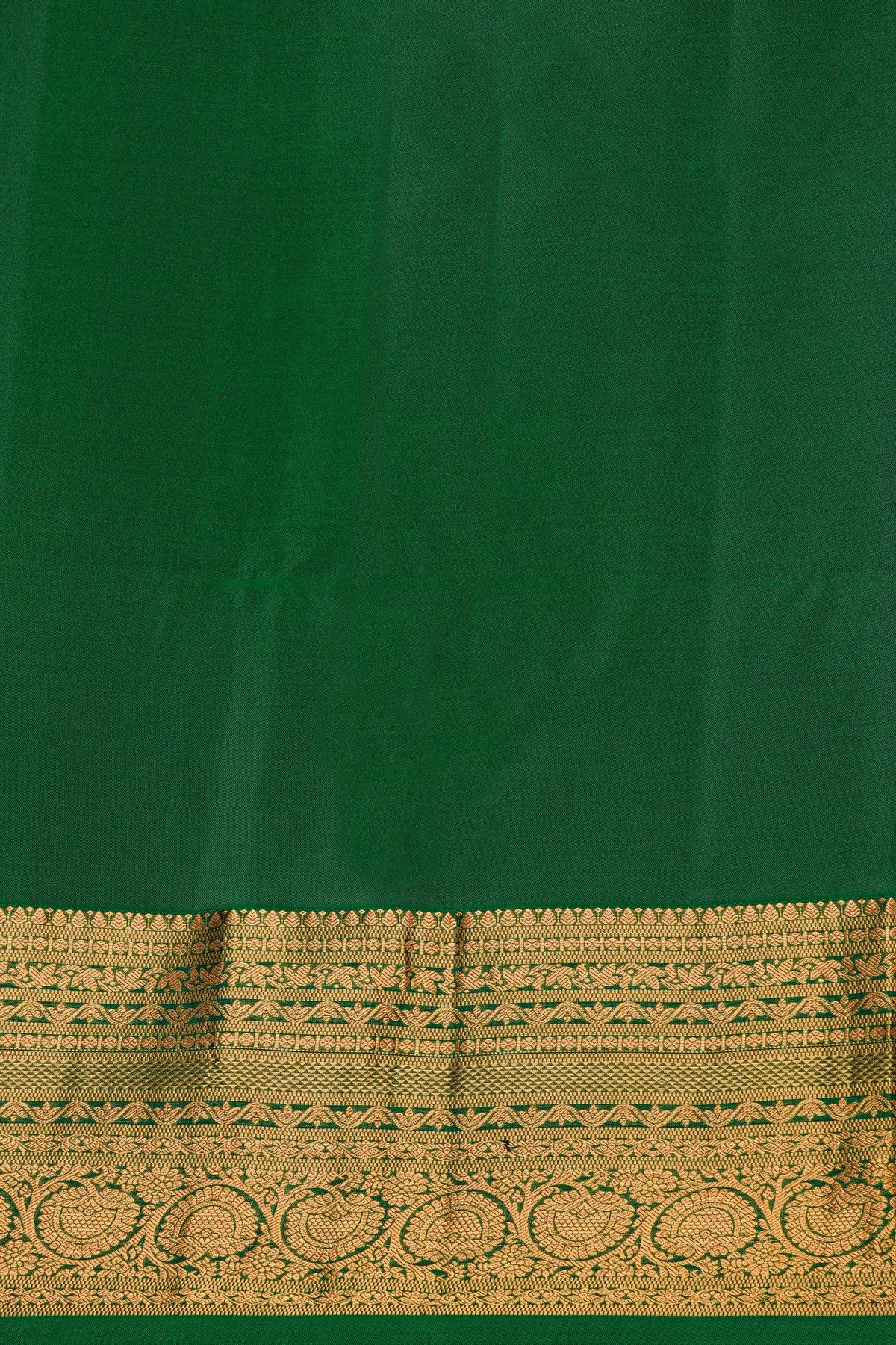 Coimbatore Silk Violet Saree With Paisley Buttis Body