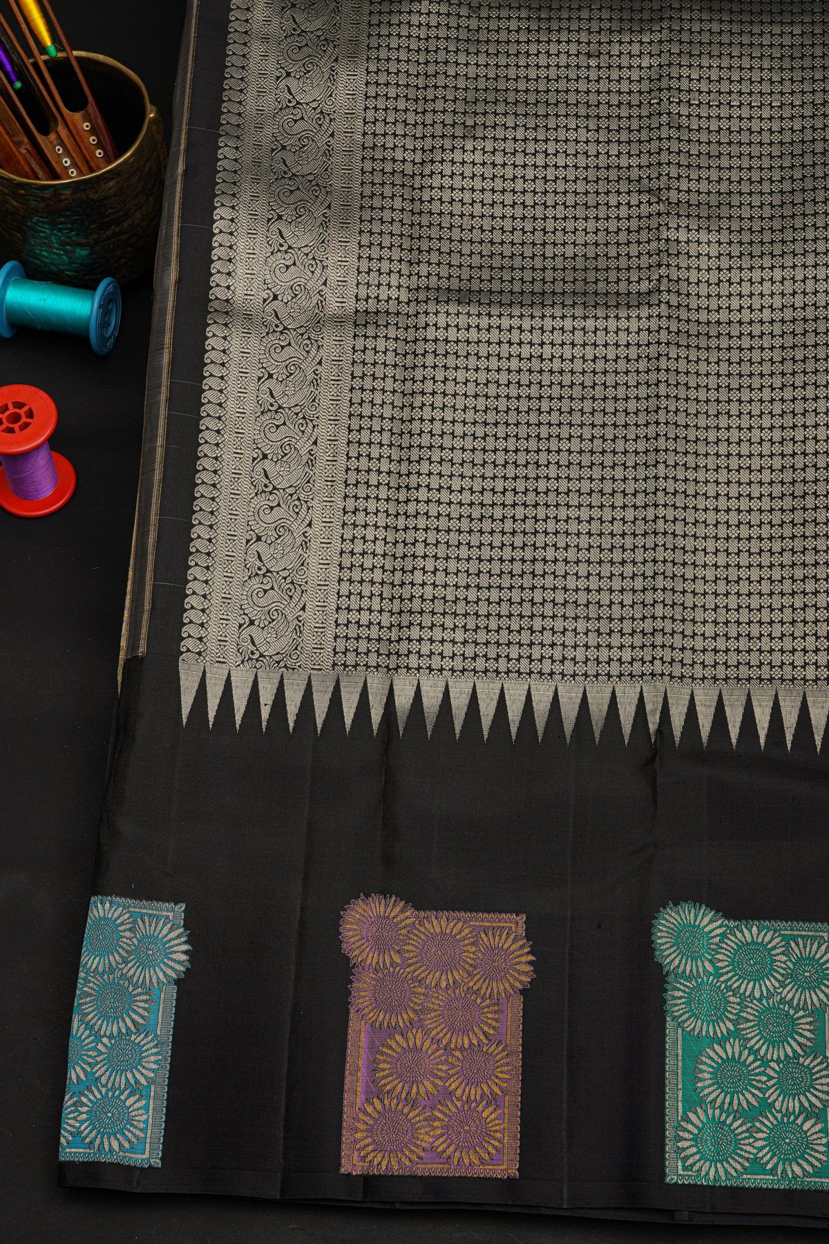 Kancheepuram Silk Cream Saree With Multi Colour Thread Weaving Border