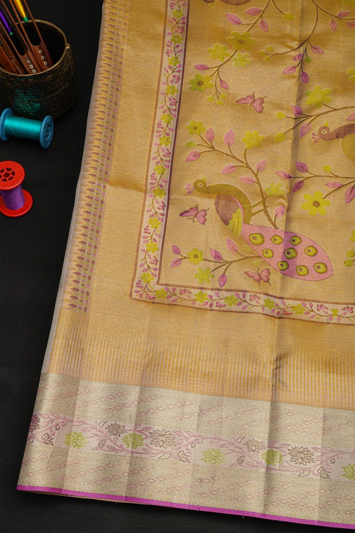 Kancheepuram Tissue Onion Pink Saree With Interlock Digital Weaving
