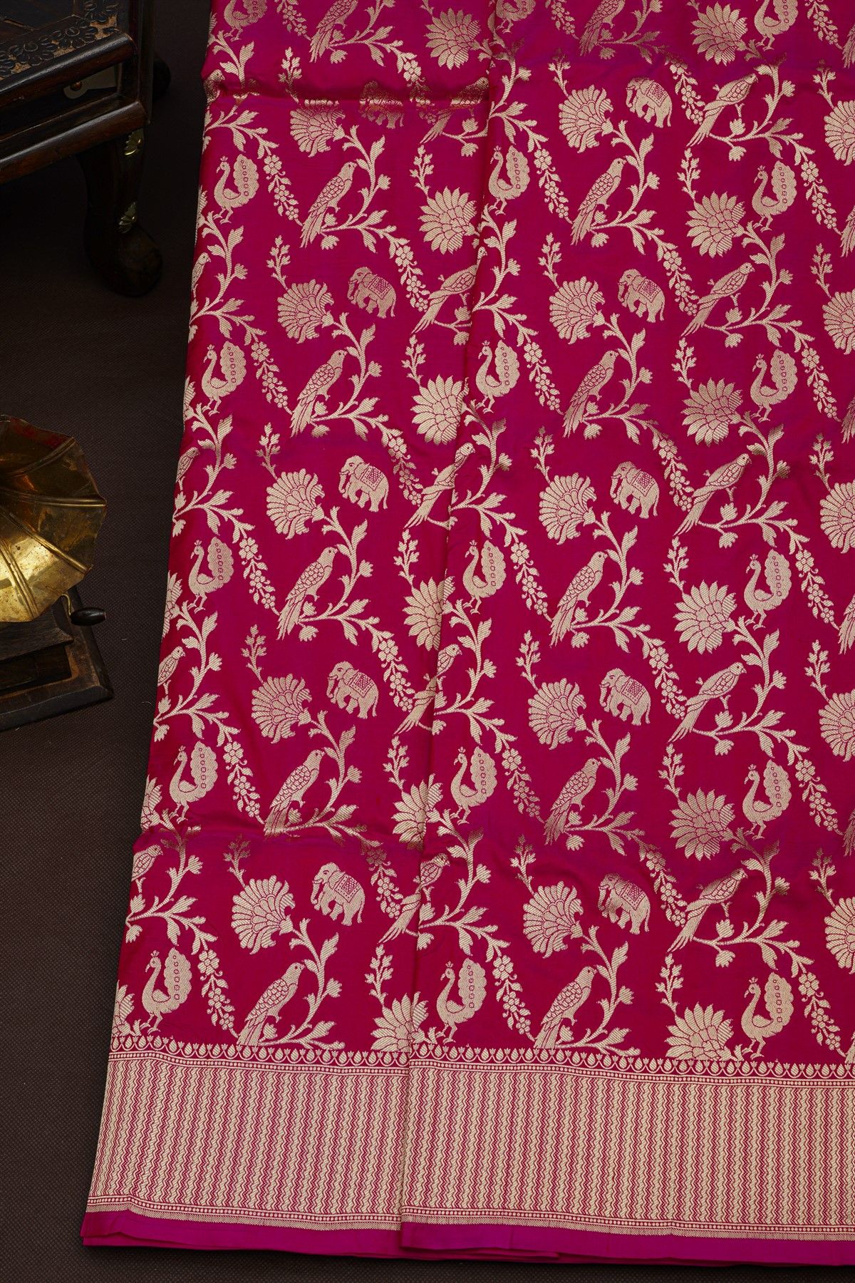 Banarasi Silk Rose Pink Saree With Zig-Zag Lines Border