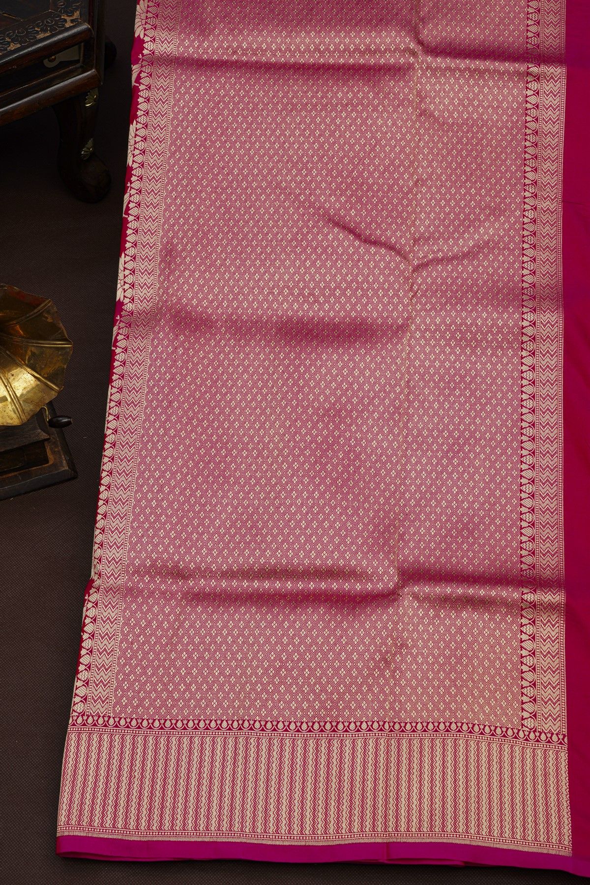 Banarasi Silk Rose Pink Saree With Zig-Zag Lines Border