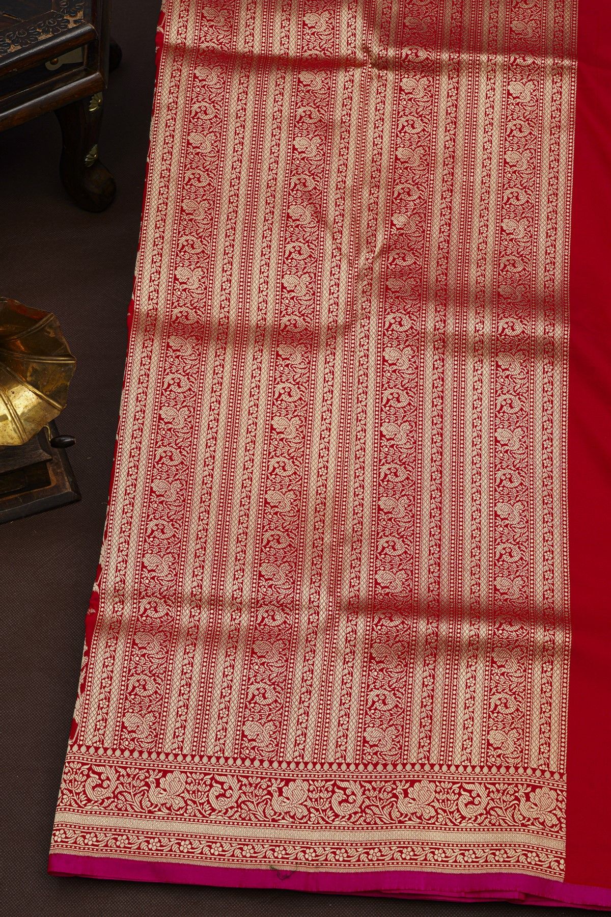 Banarasi Silk Red Saree With Florals And Leaves With Birds Body