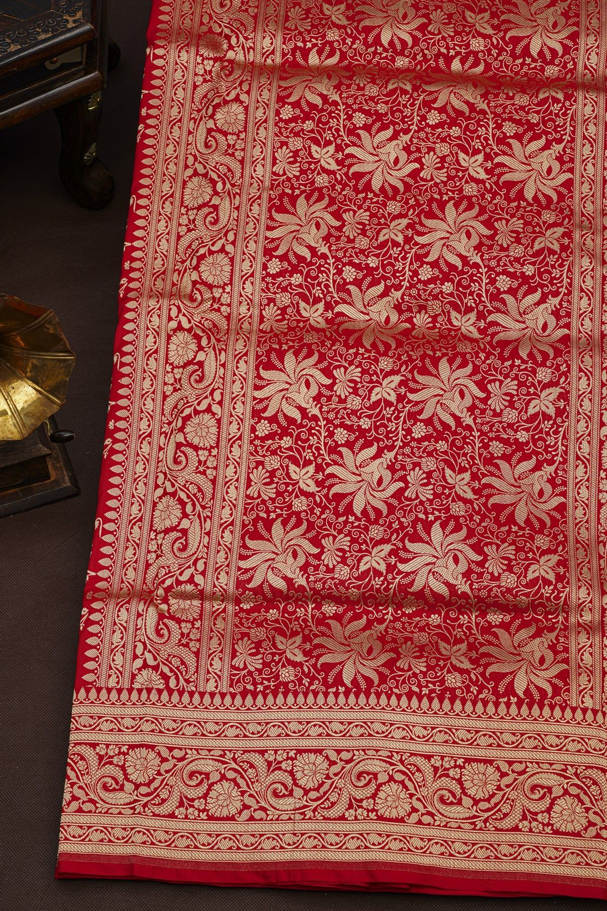 Banarasi Silk Red Saree With Florals And Leaves Jaal Border