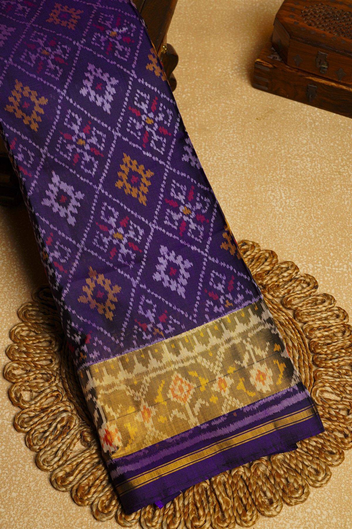 Patola Silk Navy Blue Saree With Florals And Leaves Jaal Border