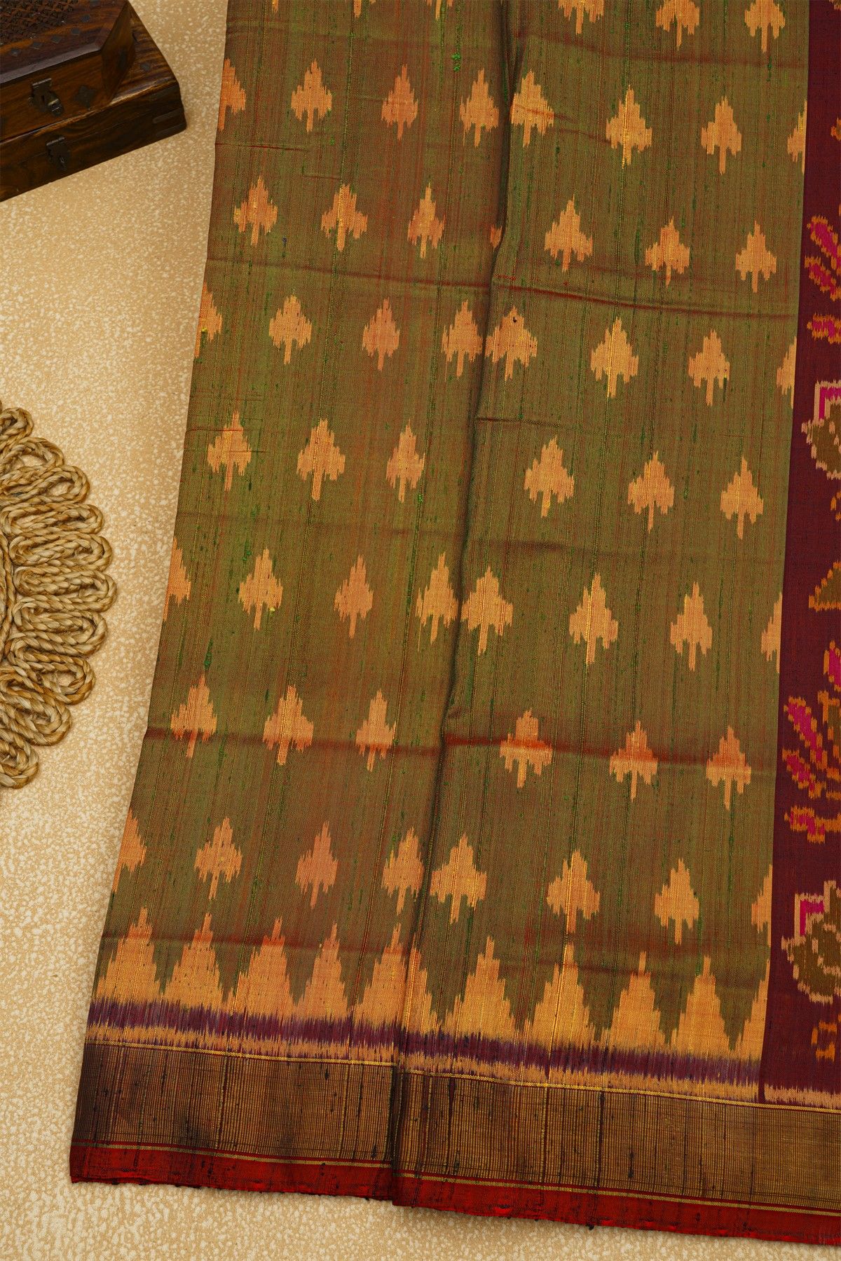 Patola Silk Dual Colour Saree With Floral Buttis Body
