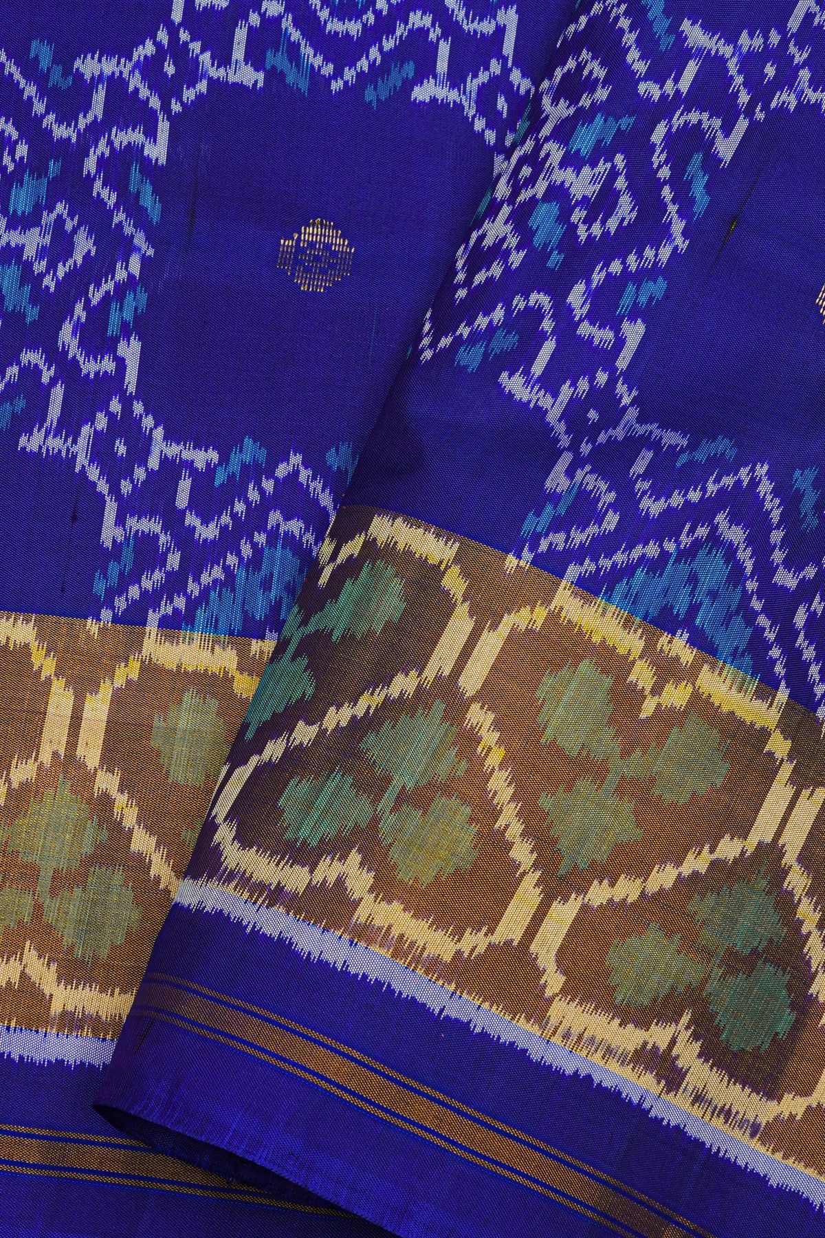 Patola Silk Royal Blue Saree With Florals In Curvy Shapes Body