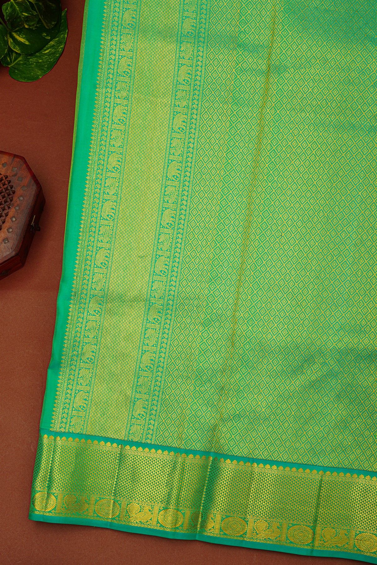 Kancheepuram Silk Rani Pink Saree With Thread Embroidery Work