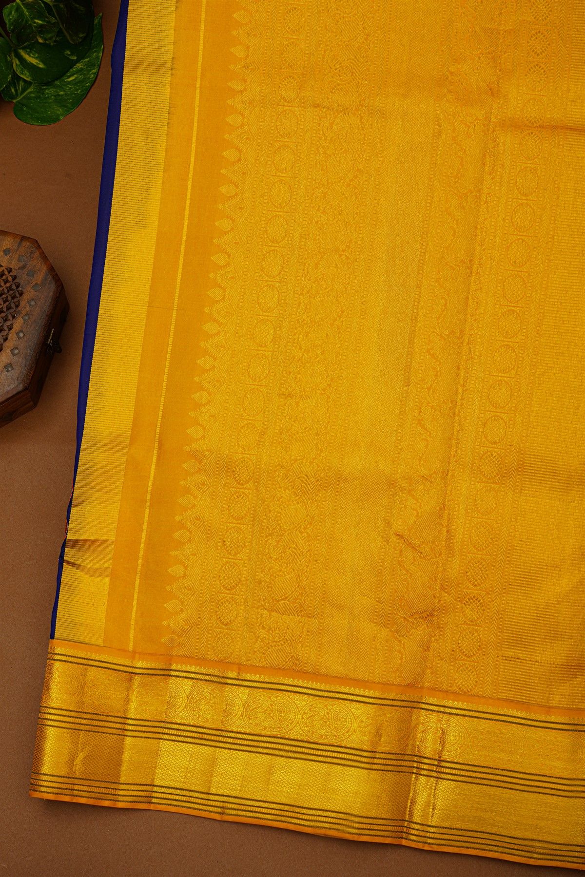 Kancheepuram Silk Navy Blue Saree With Thread Work Embroidered Crane Motif And Golden Zari Border