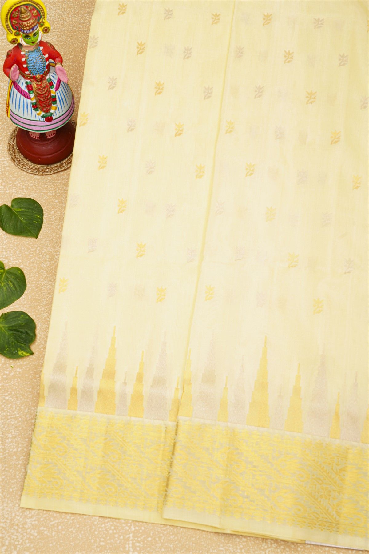 Venkatagiri Silk Off White Saree With Floral And Leaf Jaal Border
