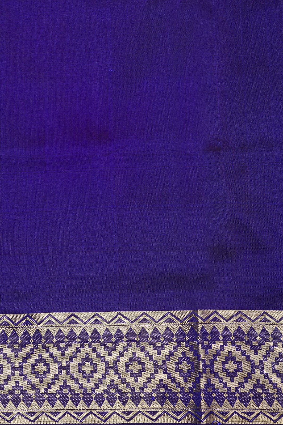 Venkatagiri Silk Royal Blue Saree With Arrow Buttis Body