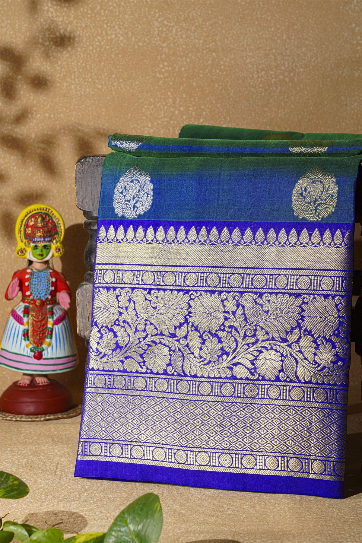 Venkatagiri Silk Dual Colour Saree With Florals And Peacocks Border