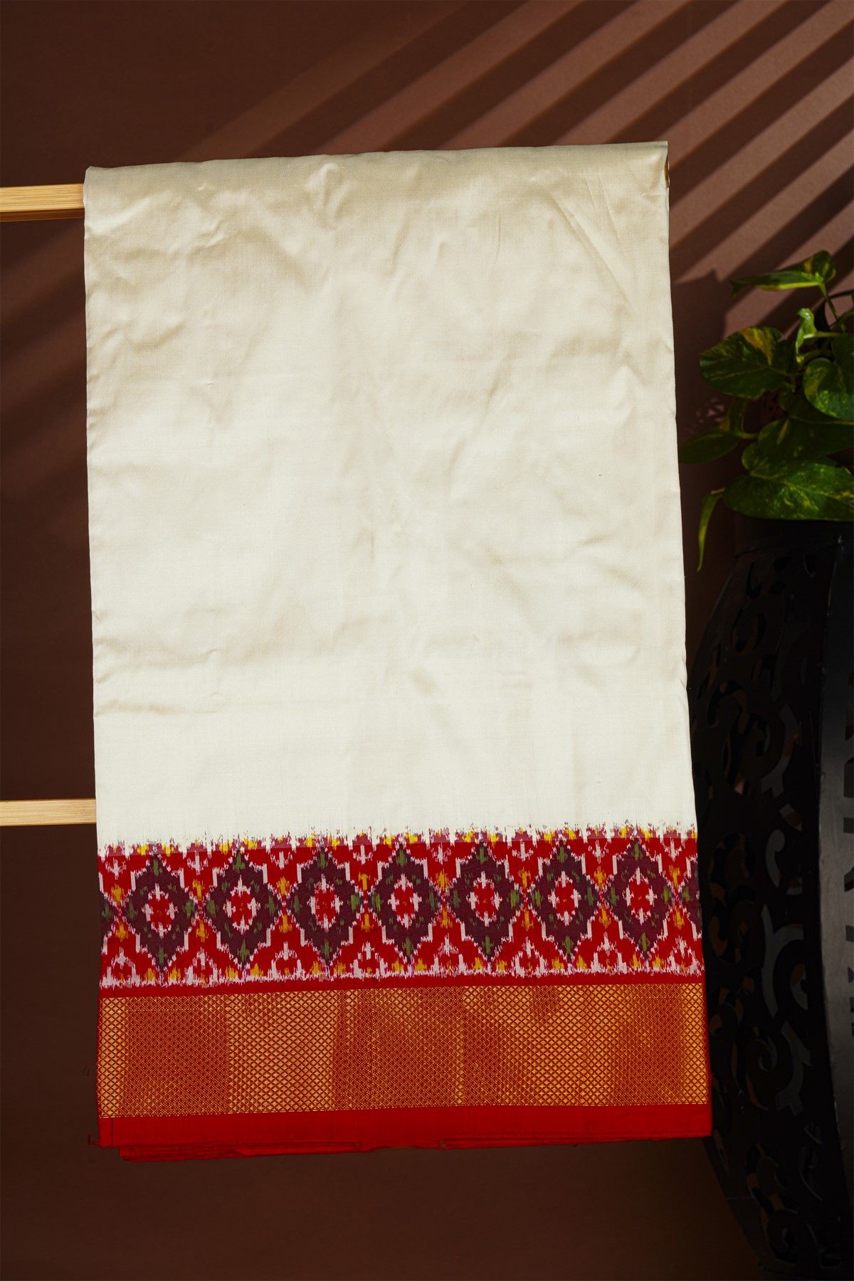 Pochampally Ikat Silk Off White Saree Red Ikat Motif Border And Zari Accent