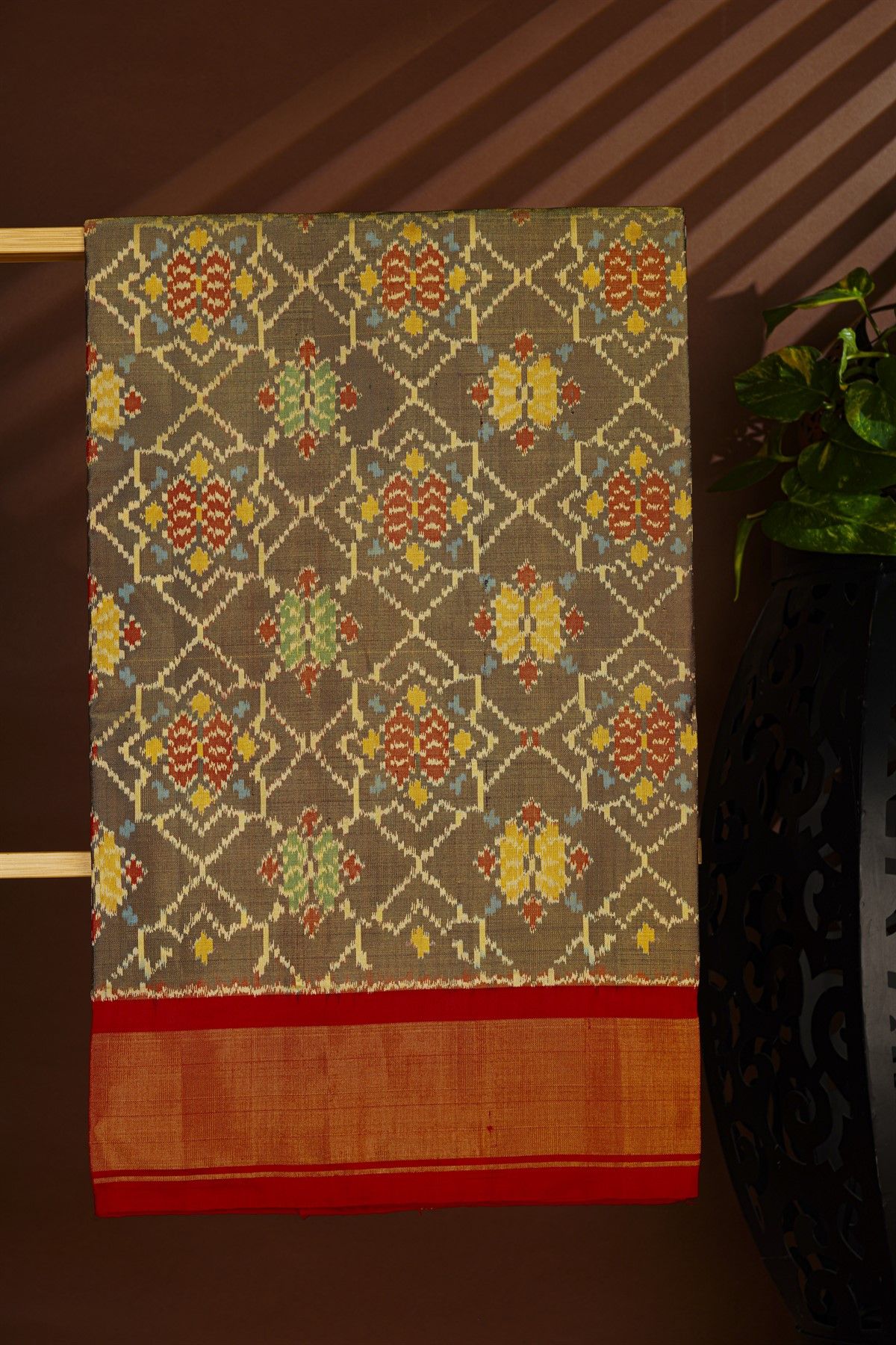 Ikat Silk Dual Colour Saree With Florals And Leaves In Cross Checks Body