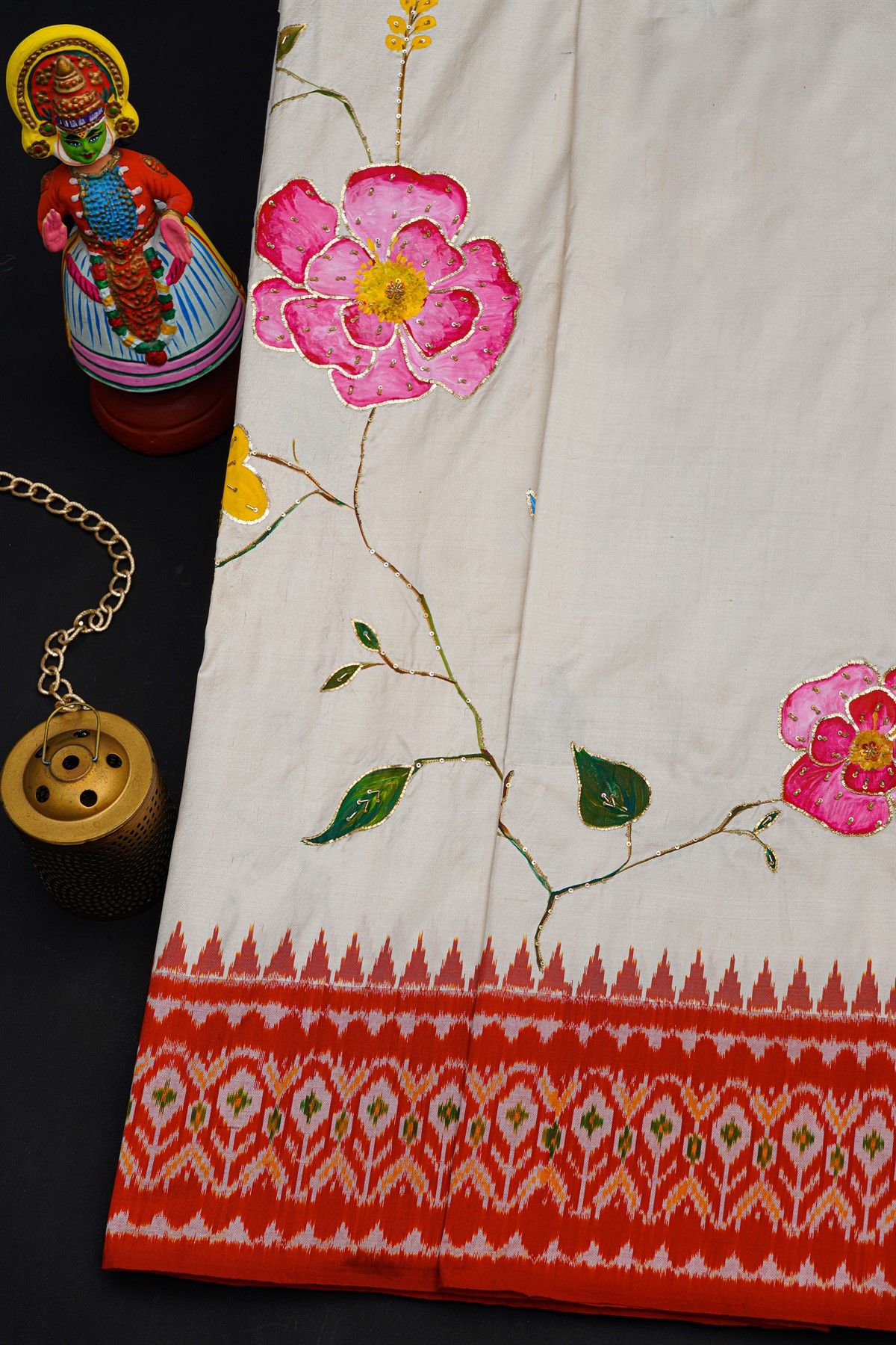Fusion Ikat Silk Off White Saree With Floral And Leaf Patchwork Body