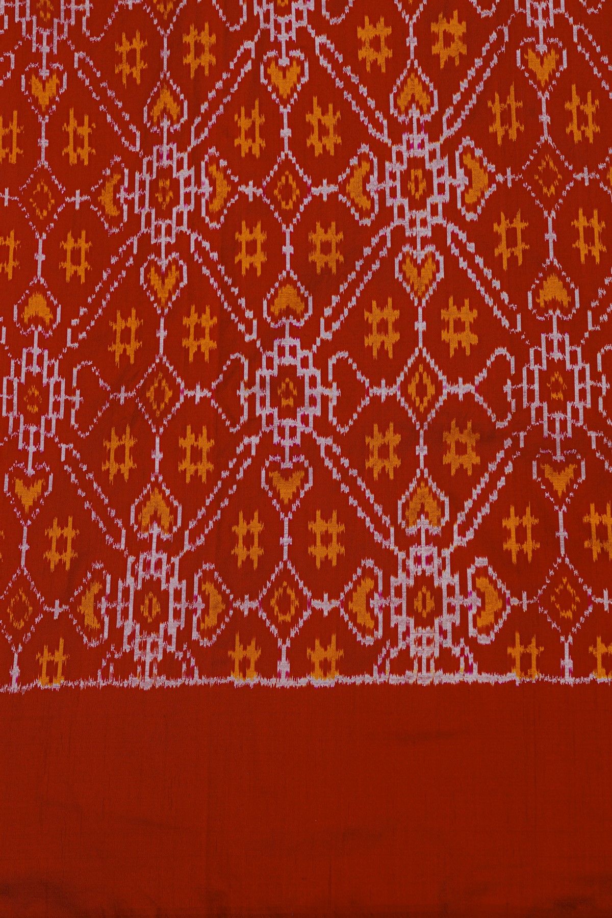 Fusion Ikat Silk Off White Saree With Floral And Leaf Patchwork Body