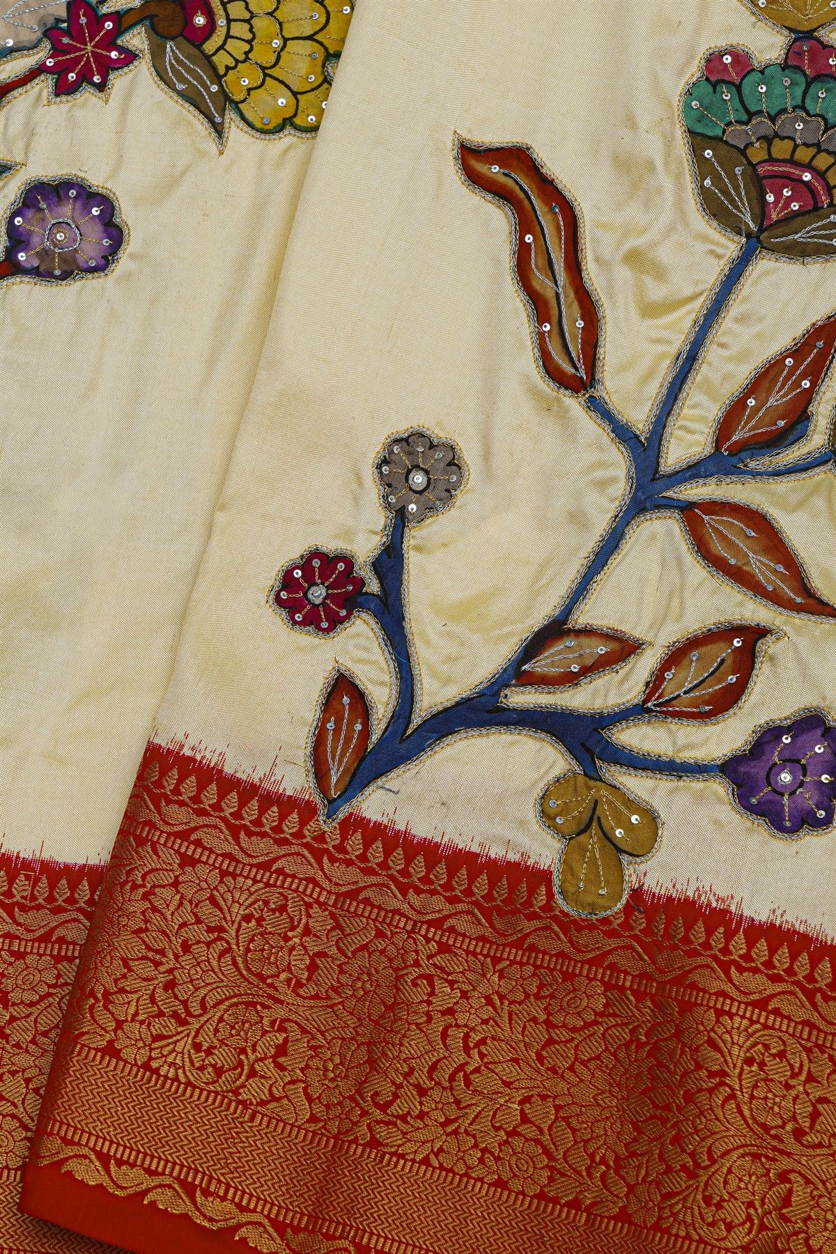 Fusion Ikat Silk Off White Saree With Patch Work Floral Body