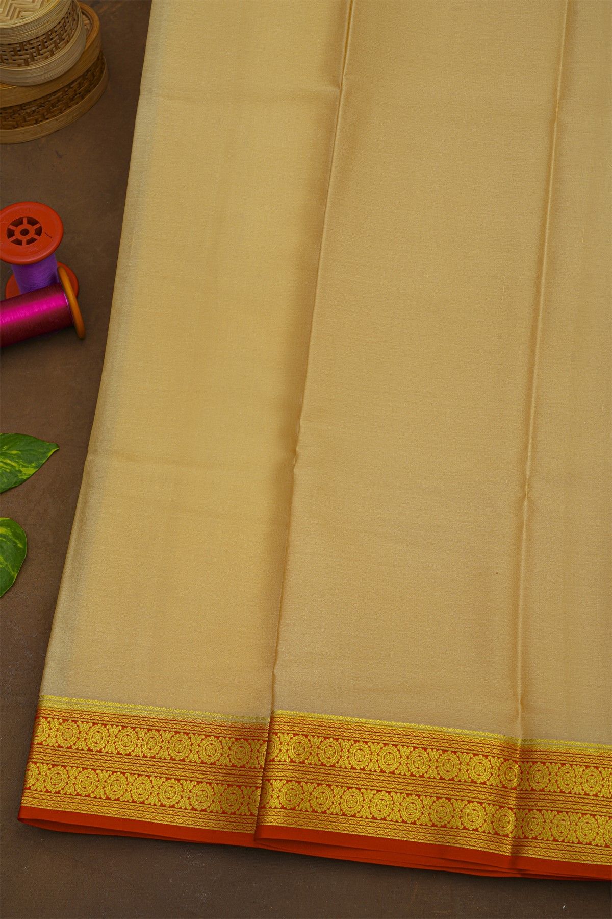 Mysore Crepe Cream Saree With Florals In Zari Border