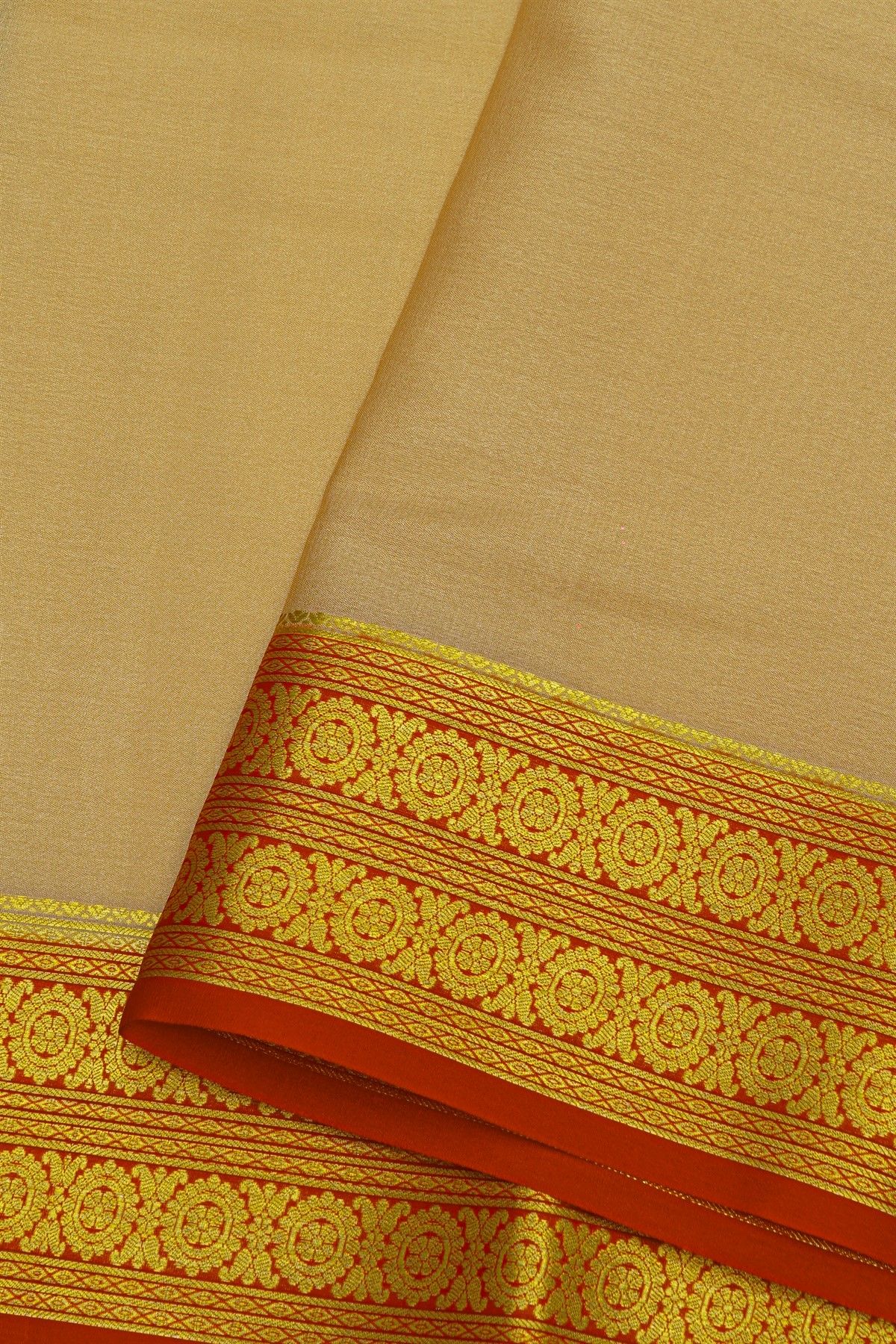 Mysore Crepe Cream Saree With Florals In Zari Border