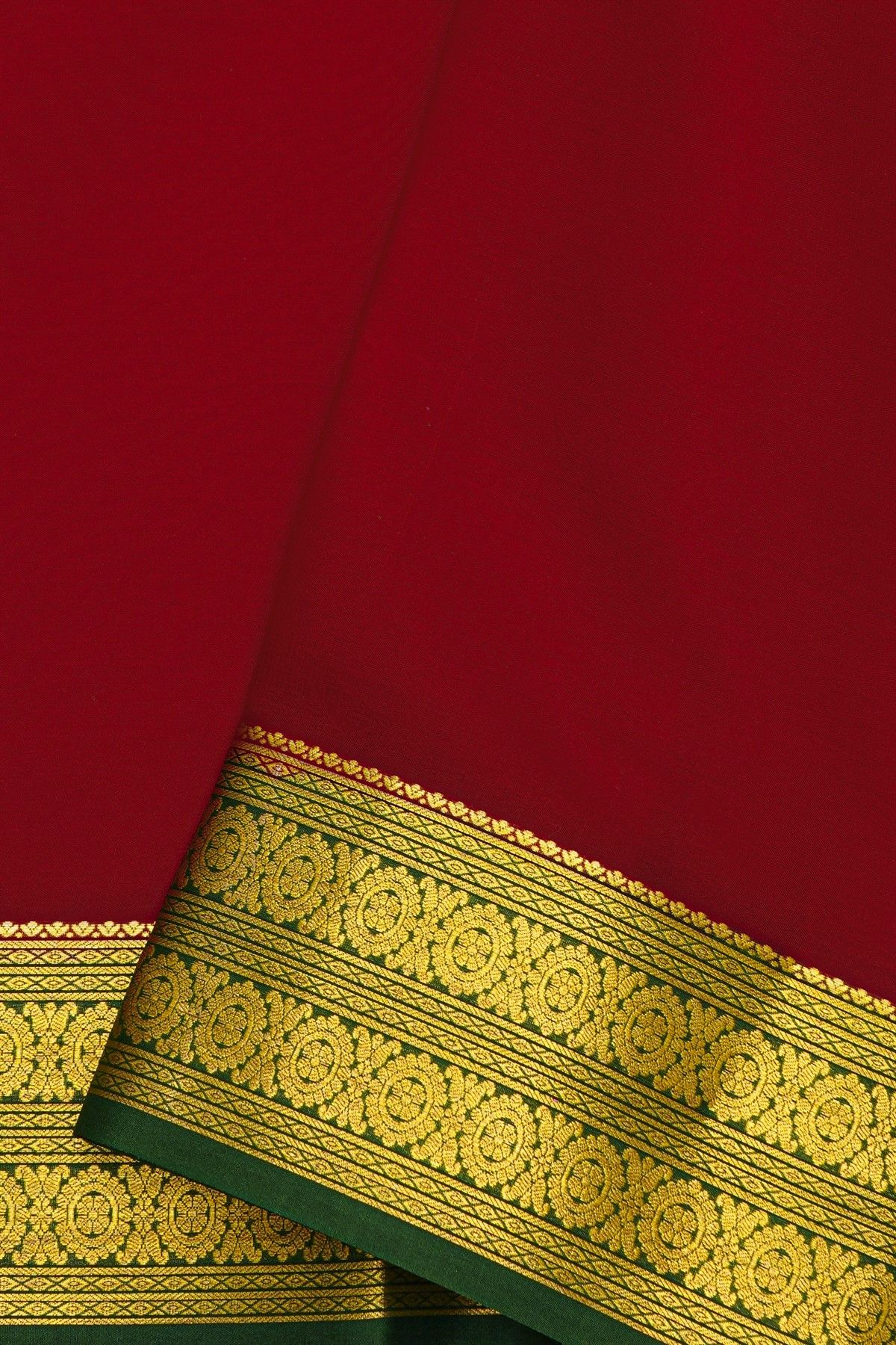 Mysore Crepe Red Saree With Floral And Buttis Border