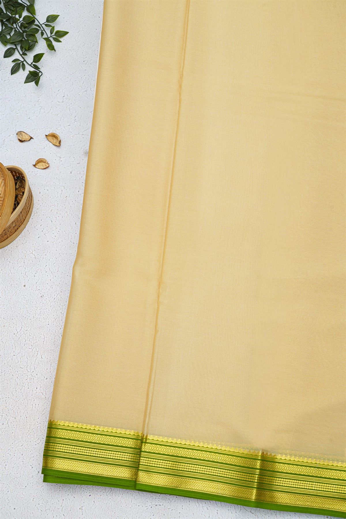 Mysore Crepe Cream Saree With Zig-Zig Lines In Buttis Border