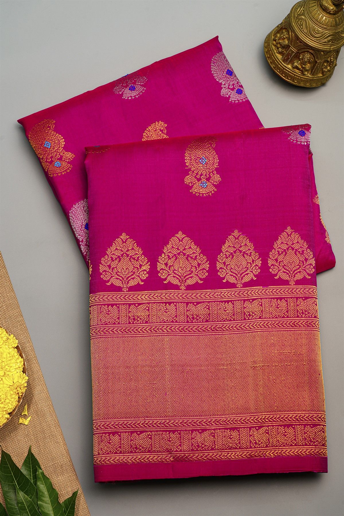 Gadwal Silk Magenta Saree With Florals And Paisleys In Zari Body