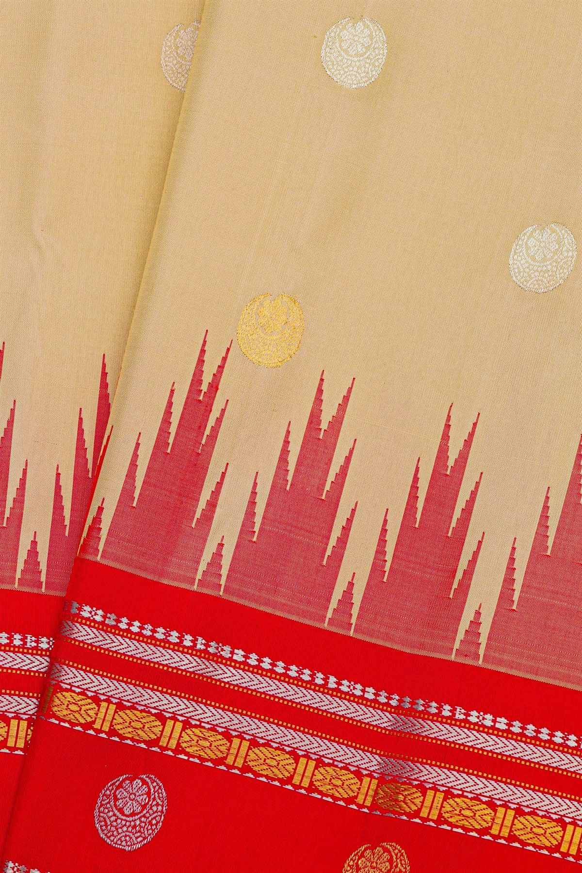 Gadwal Silk Cream Saree With Florals And Buttis Border