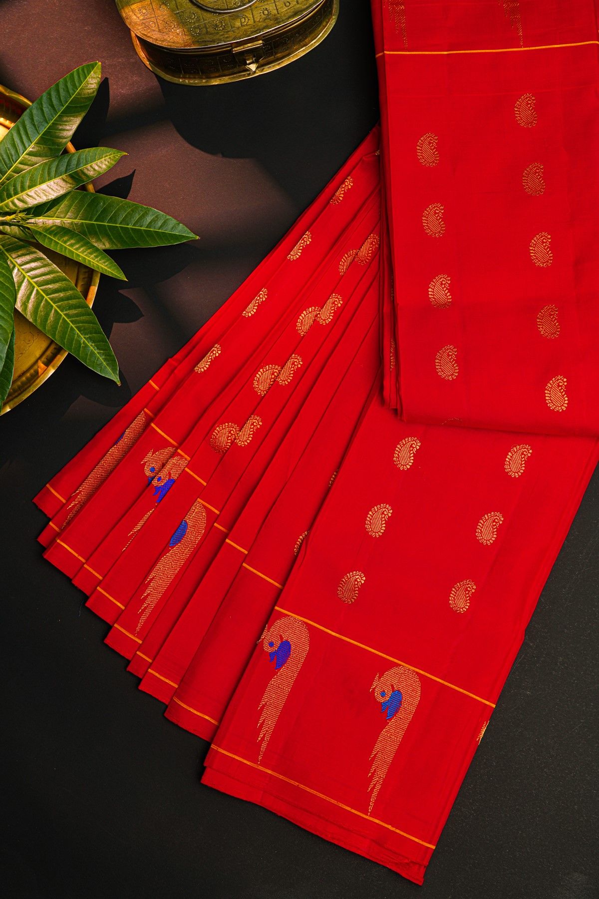 Gadwal Silk Red Saree With Floral And Paisley Zari Body