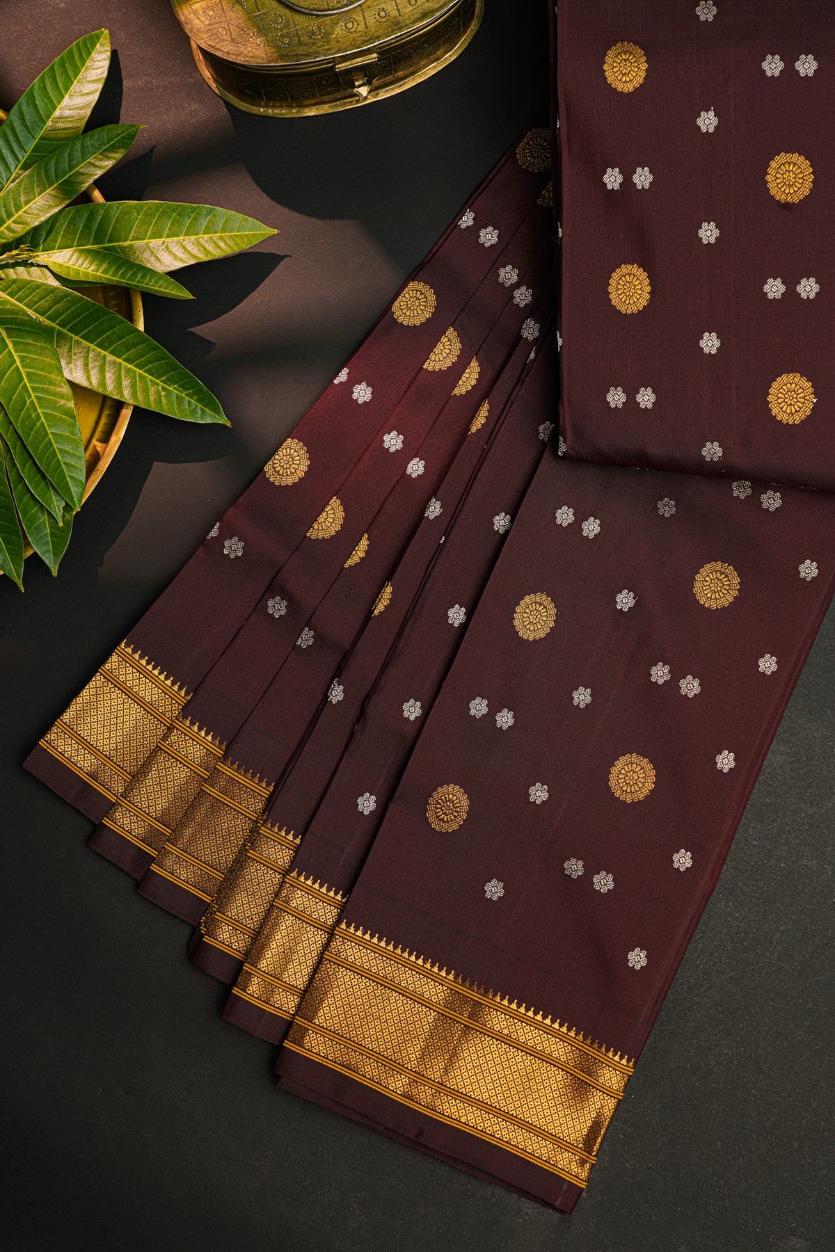 Gadwal Silk Brown Saree With Florals And Leaves Body