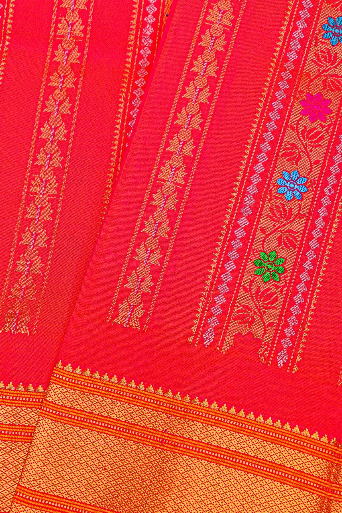 Gadwal Silk Reddish Pink Saree With Floral And Leaf Lines Body