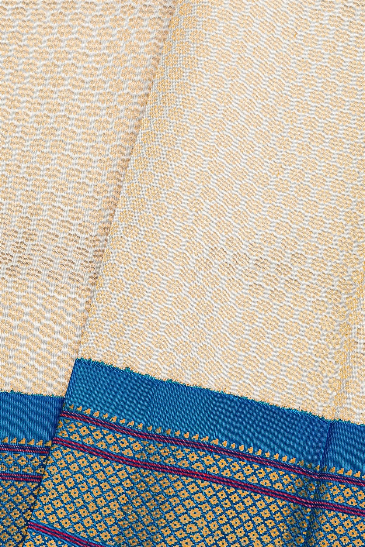 Gadwal Silk Off White Saree With Floral And Leaf Zari Body