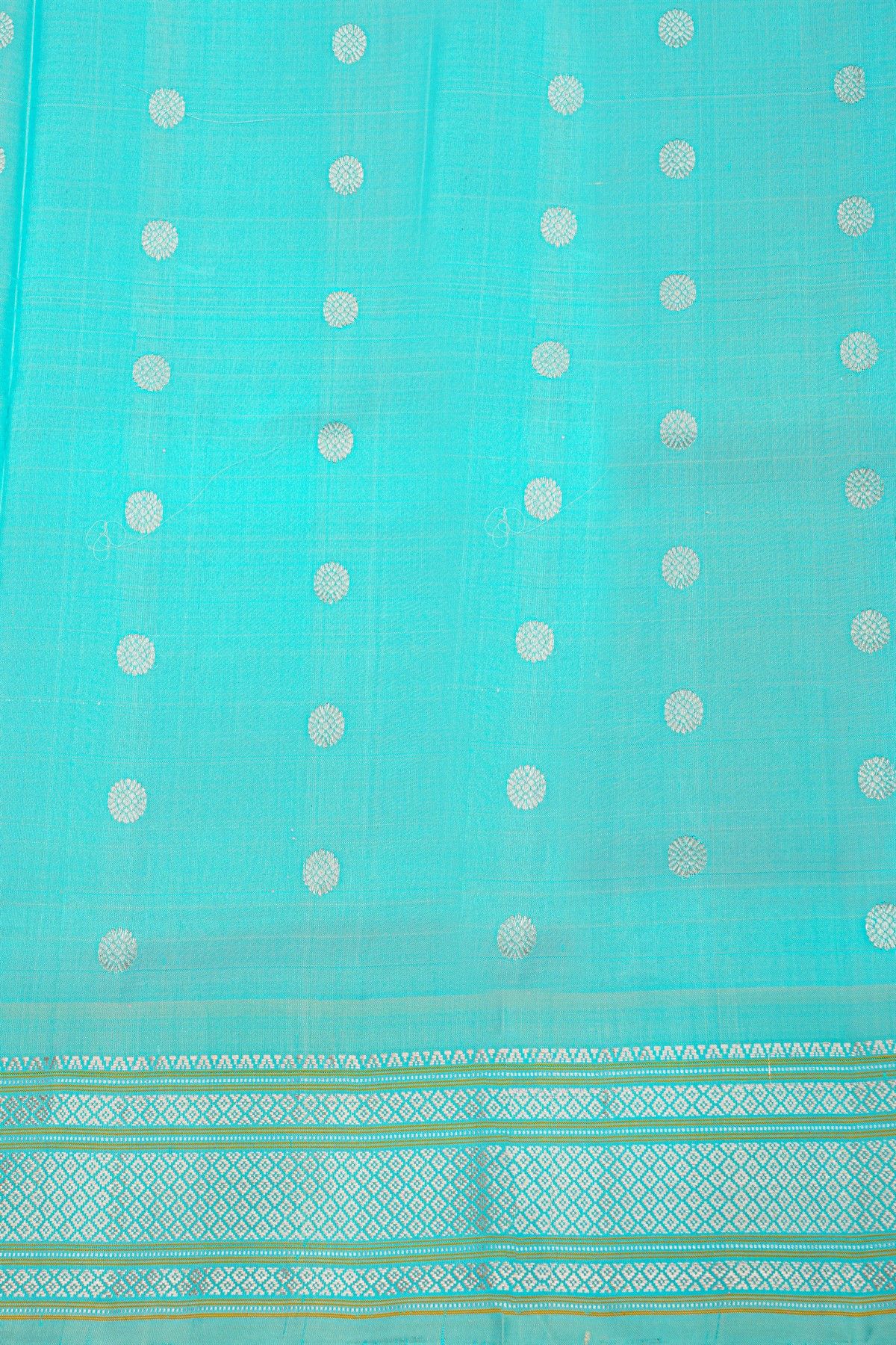 Gadwal Silk Sky Blue Saree With Floral And Leaf Lines Body
