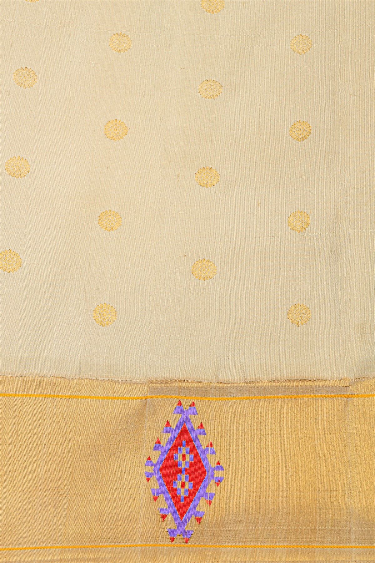 Gadwal Silk Bottle Green Saree With Floral And Muniya Paithani Pallu