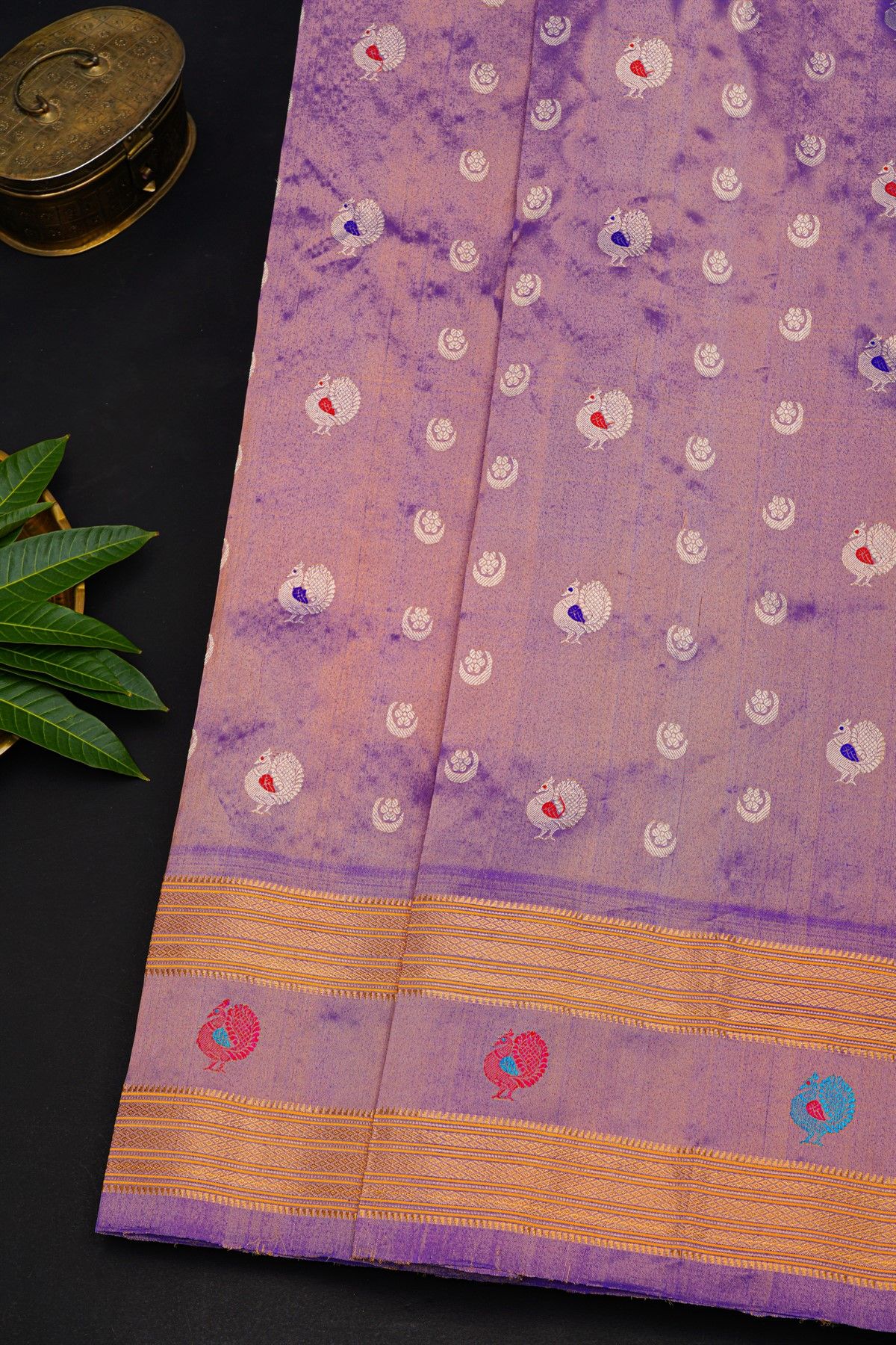Gadwal Silk Lavender Saree With Floral And Peacock Zari Body