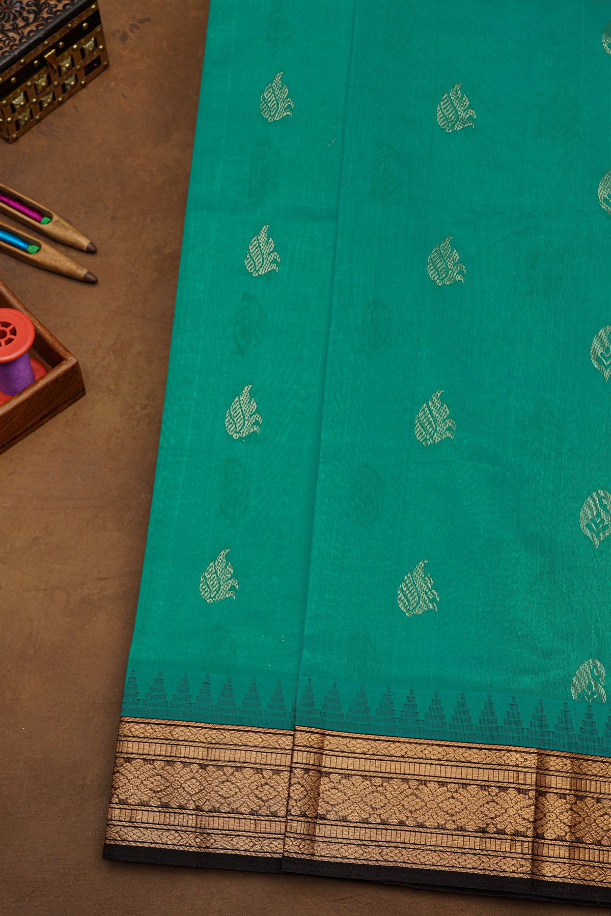 Kuppadam Sico Sea Green Saree With Florals And Leaves Border