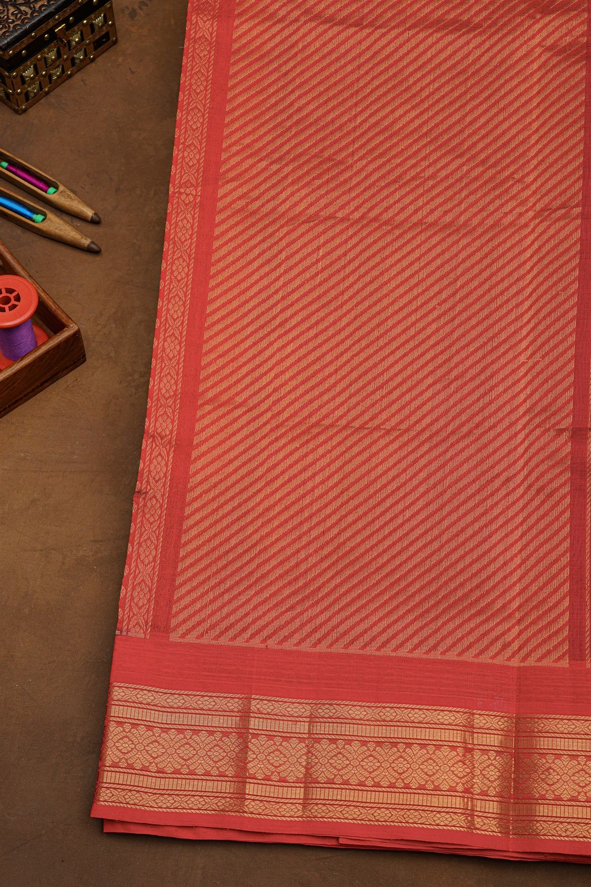 Kuppadam Sico Violet Saree With Florals And Leaves Border